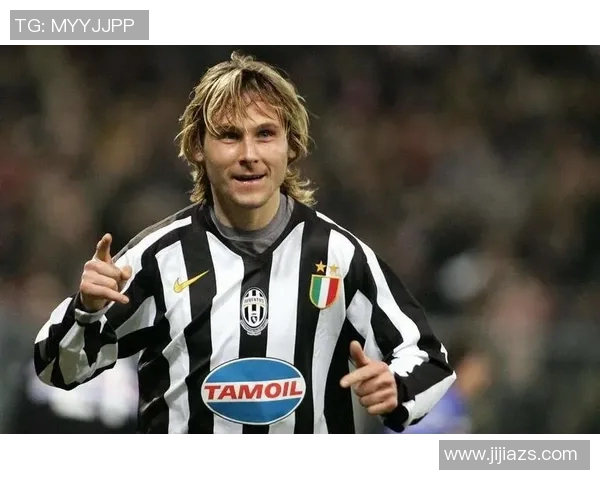 全球男子足球明星全名单及其成就分析与职业生涯回顾