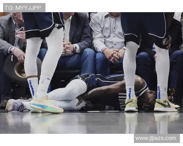 NBA足球明星因违规行为遭遇禁赛处罚引发广泛关注与讨论