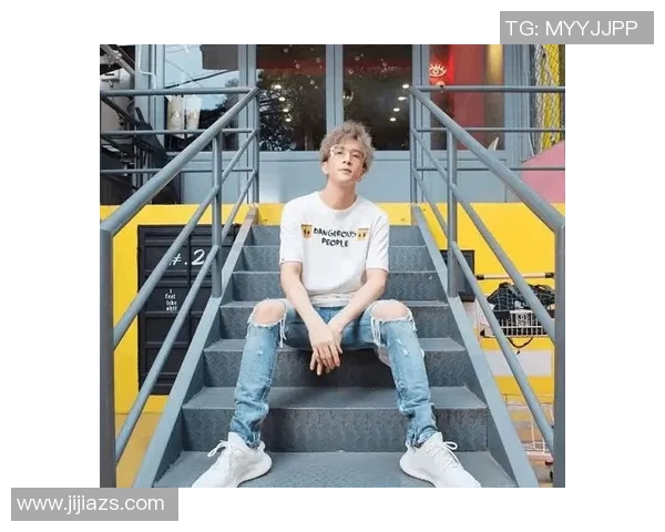 当足球明星化身蜡像展现真实自我引发粉丝热议与欢笑